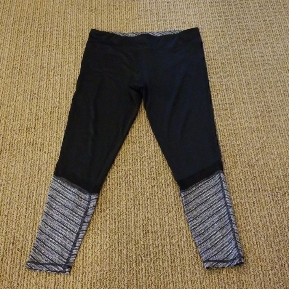 ATHLETIC Leggings!!! Like new, too!!!